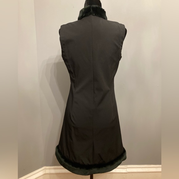 SIMON CHAN Black Shift Dress w/ Faux Fur Trim and Matching Pouch, size 4 - Picture 3 of 7